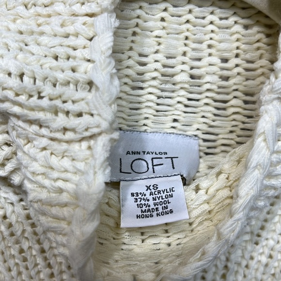 Ann Taylor LOFT Sweater - Picture 4 of 4
